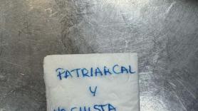 Una pareja va a un bar y él pide la cuenta: pagan, dejan propina y una nota "totalmente indignante"