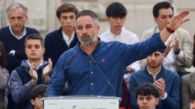 Un experto en comunicación política da la lección del año a Santiago Abascal tras este llamar "mierda" a Pedro Sánchez