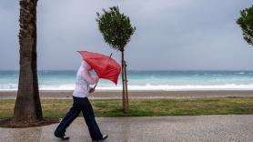 La Aemet avisa: en estas zonas habrá "granizo y rachas muy fuertes de viento"