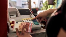 Un jefe de sala de 45 años, investigado en Italia por la desaparición de 45.287,63 euros en una pizzería: la Fiscalía le atribuye haber borrado 2.789 pedidos del sistema