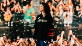 Billie Eilish explica por qué acostumbra a vestir con ropa ancha: "He tenido una relación muy, muy tóxica con mi cuerpo"