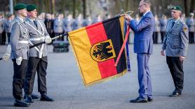 Alemania anuncia un drástico recorte social para pagar su rearme: estas son las claves