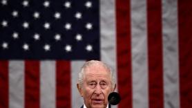 La venganza se sirve en plato frío... y a domicilio: Carlos III se la devuelve a Trump y le da un repaso histórico