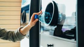 La fecha en la que Mercadona, Lidl y Aldi empiezan a pagarte por reciclar botellas y latas