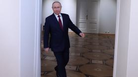 Putin se refugia en búnkeres del sur de Rusia y prohíbe móviles e internet a sus cocineros y guardaespaldas: el FSB intensifica los controles ante el miedo a un atentado con drones