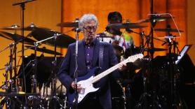 Eric Clapton suspende los bises de su concierto en Madrid tras el lanzamiento de un objeto por parte de un fan