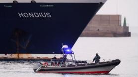 Última hora del brote de hantavirus, en directo: arranca el desembarco de los pasajeros del MV Hondius