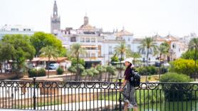 Siete jóvenes andaluces que han emigrado dentro y fuera de España comparten qué le piden al próximo gobierno andaluz