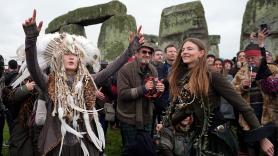 Islas artificiales más antiguas que Stonehenge: arqueólogos descubren construcciones de hasta 5.000 años que reescriben la historia del Neolítico