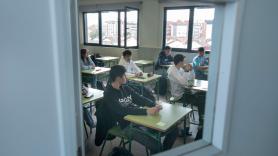 Los expertos en educación coinciden sobre la nueva PAU: "Los estudiantes que obtienen mejores resultados no son los que más estudian, sino los que mejor identifican qué tipo de respuesta les están pidiendo"