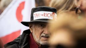 Un economista de Stanford, sobre las tecnológicas, la concentración de poder y la democracia: "El capitalismo tiene que ser más humano"