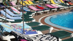 Adiós a las carreras para conseguir tumbona: así están actuando los hoteles tras la histórica indemnización a un alemán que se quedó sin tumbona en Grecia