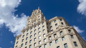 Quién es Tomás Olivo, el empresario murciano que ha comprado la sede de Telefónica en Gran Vía por más de 200 millones de euros