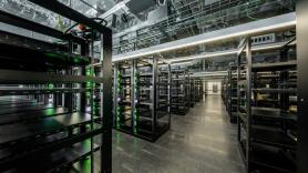 Golpe a la inteligencia artificial: los vecinos de una ciudad de 28.000 habitantes se plantan y bloquean un macrocentro de datos de 1,4 gigavatios por su impacto ambiental y en el bienestar