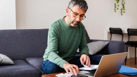 Quién puede deducir los gastos de luz en la declaración de la renta y cuánto dinero ahorras