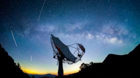 Las Ariétidas Diurnas, el gran espectáculo de meteoros antes de las Perseidas: cuándo y dónde verlas desde España