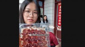 Una familia china prueba por primera vez el melón con jamón y su reacción no tiene desperdicio