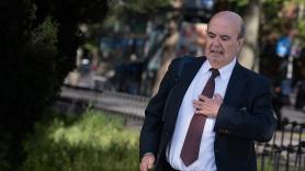 La UCO encontró en la casa de Gaspar Zarrías casi 20.000 euros repartidos en "fajos de billetes unidos con gomas"