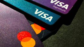 Las presiones de la administración Trump obligan a Visa y Mastercard a dejar de operar en Cuba para evitar las sanciones