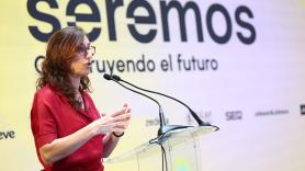 Mónica García reivindica en 'Seremos' la importancia de la sanidad pública para vivir más y mejor: "La longevidad es una conquista social que no debemos dar por sentada"