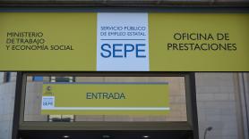 Un funcionario del SEPE se enfrenta a seis meses sin sueldo por atender a personas vulnerables sin cita cuando la oficina estaba vacía: "No puedo mandarlos a casa cuando no hay nadie en la oficina"
