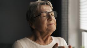 Los psicólogos coinciden: las personas de entre 55 y 75 años tienen una mayor tolerancia al silencio en comparación con las generaciones anteriores