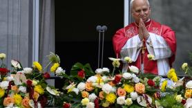 El papa desoye a las víctimas de abusos y elude hablar sobre pederastia en su visita a Montserrat