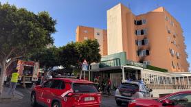 Mueren dos personas y hay 24 heridos en un incendio en un bloque de viviendas de Magaluf (Mallorca)