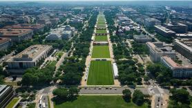 Qué es el '8647' que ha aparecido en el National Mall: el número convertido en bandera contra Trump y en caso judicial