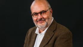 Branko Milanovic, economista: "Si la IA y la robótica llegaran a reemplazar el trabajo humano, sería el fin del capitalismo"