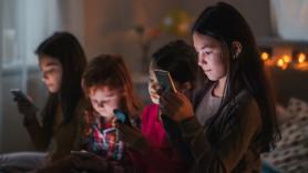 Reino Unido prohibirá las redes sociales a los menores de 16 años "para devolver a los niños su infancia": "Los gigantes tecnológicos fracasaron"