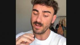 Una española arrasa al hacer la lista de la compra con stickers: "No tiene coherencia ser vaga y luego hacer esto"
