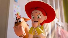 'Toy Story 5' reivindica el juego frente a la tecnología con las voces de Taylor Swift y Bad Bunny