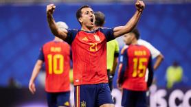 La sonrisita de Lamine y Oyarzabal siendo el más listo de la clase: los 5 momentazos de la primera victoria de España en el Mundial