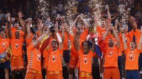 El Valencia Basket silencia el Palau y conquista su segunda Liga Endesa con una paliza memorable al Barcelona