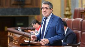 Aplauso masivo a Patxi López por su respuesta a Feijóo tras hablar de su padre: "Tendría que nacer tres veces"