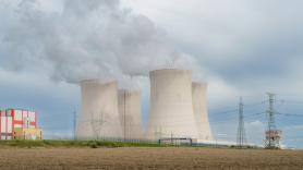 Reactores nucleares enterrados a 1,6 km para alimentar centros de datos: así pretenden recortar costes eliminando el 70% del hormigón y el acero que exige una central
