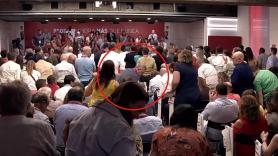 Sánchez termina su intervención ante el Comité Federal, muchos se ponen en pie y la reacción de Page va a dar que hablar