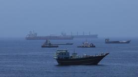 EEUU vuelve a atacar Irán tras acusarlo de agredir barcos comerciales en el estrecho de Ormuz