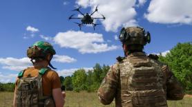 Ucrania entrena en 'la casa de la muerte' a sus futuros pilotos de drones con cursos por 150 euros: "Lo más difícil es volar muy despacio o mantenerse suspendido en el aire"
