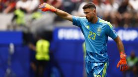 Unai Simón ya tiene un espectacular récord que ni Casillas ni Buffon lograron