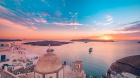 Emma, abogada, lo dejó todo para regentar sola un pequeño hotel en la parte más salvaje de Santorini: "Entendí que cambiar de vida era posible"