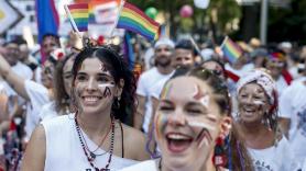 Más reivindicación frente a la fiesta: el Orgullo LGTBIQ+ en Madrid pide plantar cara al odio