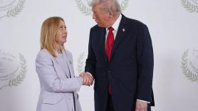 Trump enloquece y pide una "orden de alejamiento" de Meloni: el Gobierno italiano evita reaccionar a la provocación