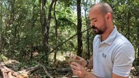 Albert Vila, instructor de supervivencia: "Hay gente cuya fórmula de felicidad es 10.000 euros al mes y todo lujo. Mi fórmula es vivir en el bosque, levantarme con los pajaritos"
