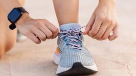 Un matemático español de la Universidad de Oxford deja a todos boquiabiertos con la forma en la que se ata los cordones