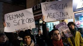Revictimizada una y otra vez: el infierno judicial y mediático que sufrió la víctima de la Manada