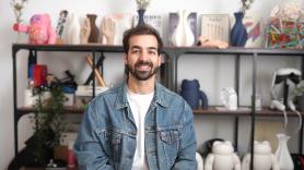 Guillermo Gaunas-Vivas, 32 años, dejó su trabajo diseñando juguetes para fabricar prótesis y sillas de ruedas en 3D: "Nunca pensé que podría vivir haciendo el bien"