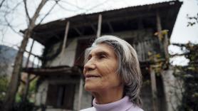Milina y Luisa, primas de más de 80 años, son las últimas que resisten en una aldea recóndita asturiana: "Cuando acabemos nosotras el pueblo acabará también"