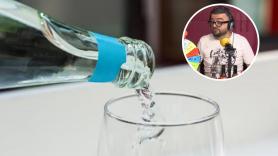 Cocituber va al restaurante más caro de Ibiza y no da crédito al ver cuánto le cobran por una botella de agua: "¡Hostia, vaya precio!"